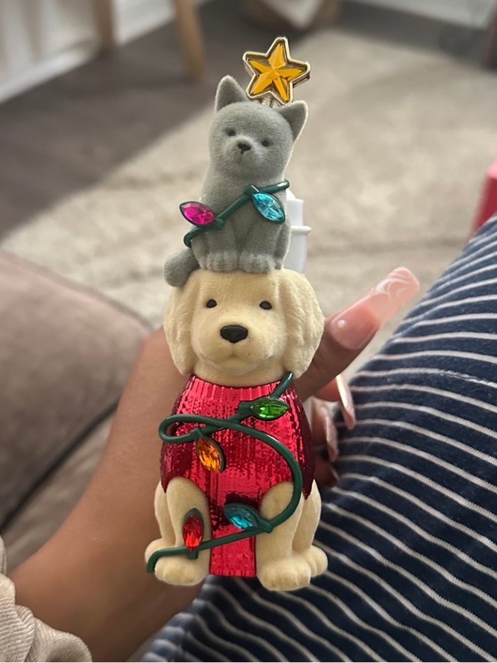 Bath & body works Dog & Cat wallflower plug in